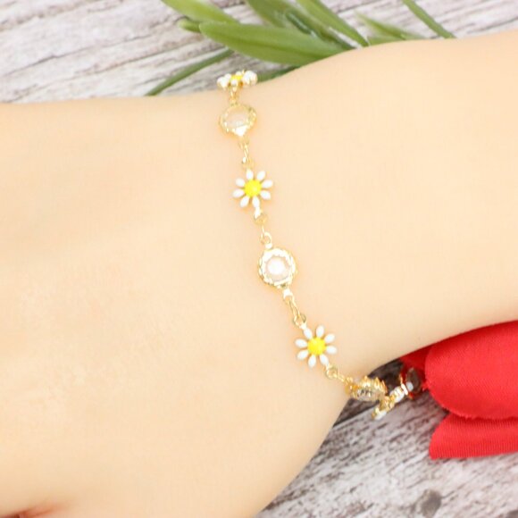 "Trendy Bracelet for Girls & Women – Cute, Adjustable & Gift-Ready | MLCRC1185 - Picture 10 of 10
